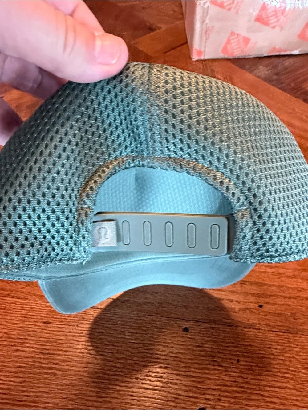 lululemon athletica women’s Sage Green Mesh Trucker Hat Sz s/m